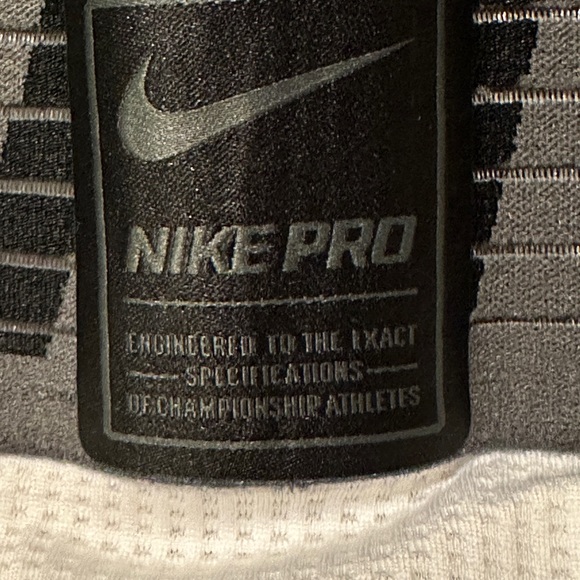 NIKE Pro 2023 EYBL Compression 3/4 Pants  VERY RARE!!! - Picture 7 of 7